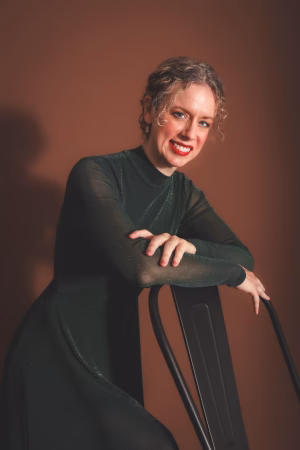 Melissa Tracy - Project Casting Gallery Image 4 Melissa Tracy - Gallery Image 4