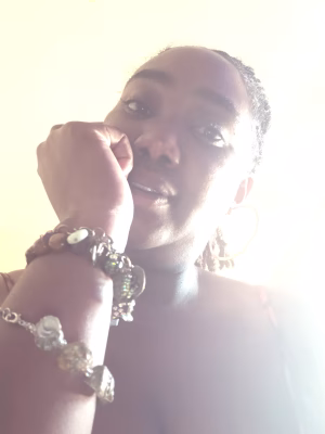 Jessica Holmes - Project Casting Gallery Image 1 Jessica Holmes - Gallery Image 1