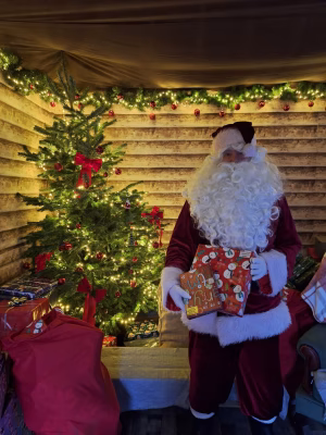 Terence Hands - Project Casting Gallery Image 6 Terence Hands - Gallery Image 6