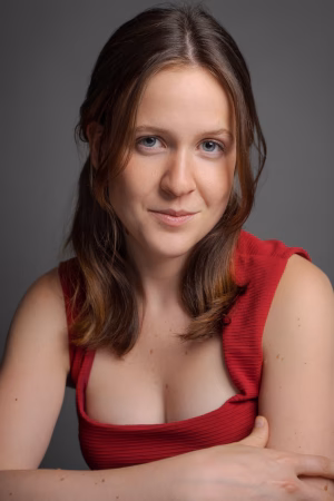 Sarah Hurley - Project Casting Gallery Image 3 Sarah Hurley - Gallery Image 3