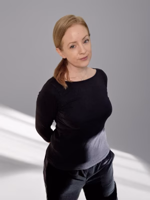 Saffron Lanser - Project Casting Gallery Image 4 Saffron Lanser - Gallery Image 4