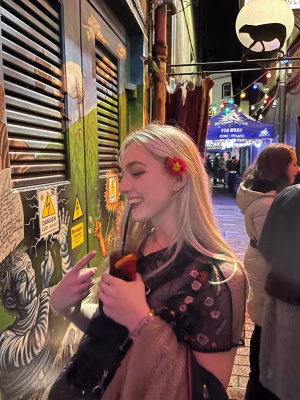 Andrêa Tobin - Gallery Image 1