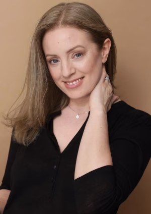 Saffron Lanser - Project Casting Gallery Image 8 Saffron Lanser - Gallery Image 8