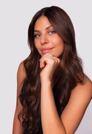 Madison Hull - Gallery Image 1