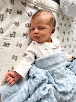 FELIPE SALAMON DUTRA - Project Casting Gallery Image 1 FELIPE SALAMON DUTRA - Gallery Image 1