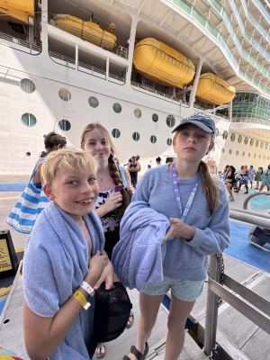 Ashley Johnson - Project Casting Gallery Image 1 Ashley Johnson - Gallery Image 1