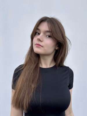 Isabel Murariu Villarquidez - Project Casting Gallery Image 3 Isabel Murariu Villarquidez - Gallery Image 3