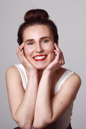 Theresa Pauli - Project Casting Gallery Image 3 Theresa Pauli - Gallery Image 3