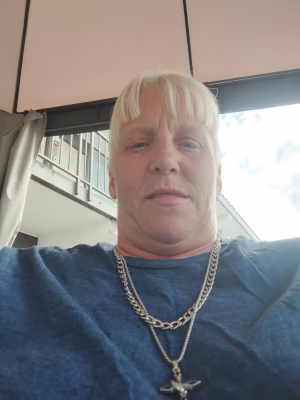 Christine  Gosa - Gallery Image 3