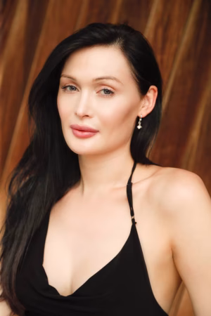 Paris Volsch - Project Casting Gallery Image 2 Paris Volsch - Gallery Image 2