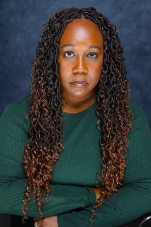 Angela Roberts - Project Casting Gallery Image 4 Angela Roberts - Gallery Image 4