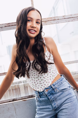 Bella Taylor - Project Casting Gallery Image 5 Bella Taylor - Gallery Image 5