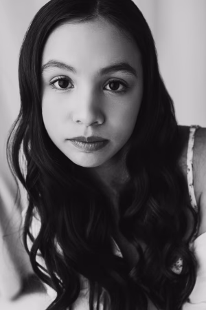 Bella Taylor - Project Casting Gallery Image 4 Bella Taylor - Gallery Image 4