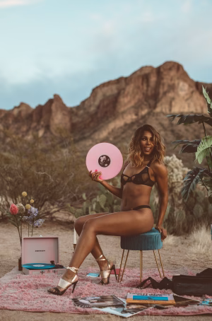 Marisha Dixon - Project Casting Gallery Image 3 Marisha Dixon - Gallery Image 3