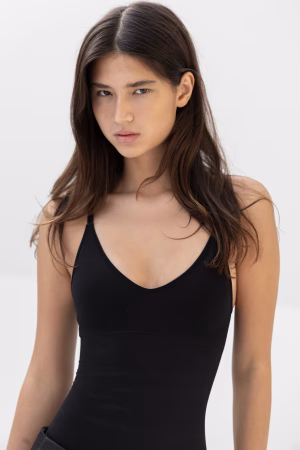 Lea Tolic - Project Casting Gallery Image 3 Lea Tolic - Gallery Image 3