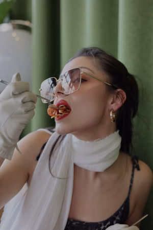 Merve Sen - Project Casting Gallery Image 4 Merve Sen - Gallery Image 4