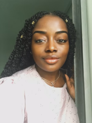 SAHNDRA FON DUFE - Project Casting Gallery Image 6 SAHNDRA FON DUFE - Gallery Image 6