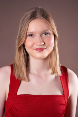 Emma Palumbo - Project Casting Gallery Image 4 Emma Palumbo - Gallery Image 4