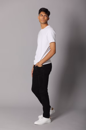 Danyaal Razwan - Project Casting Gallery Image 3 Danyaal Razwan - Gallery Image 3