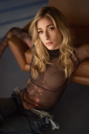 Isabella Devivo - Project Casting Gallery Image 5 Isabella Devivo - Gallery Image 5