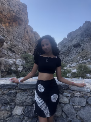 Olivia Hellmann - Project Casting Gallery Image 2 Olivia Hellmann - Gallery Image 2