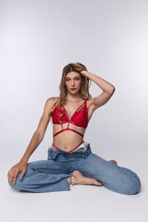 Deyanira Gomez Canarias - Project Casting Gallery Image 1 Deyanira Gomez Canarias - Gallery Image 1