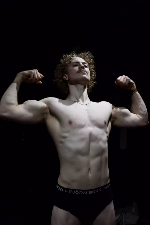 Linus Tapper - Project Casting Gallery Image 3 Linus Tapper - Gallery Image 3