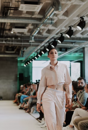 Merve Sen - Project Casting Gallery Image 7 Merve Sen - Gallery Image 7