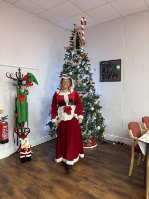 Surfinia Foote - Project Casting Gallery Image 2 Surfinia Foote - Gallery Image 2