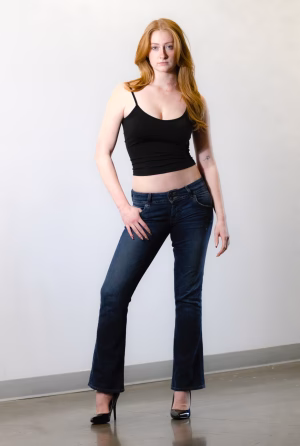 Tessa Raen - Gallery Image 1