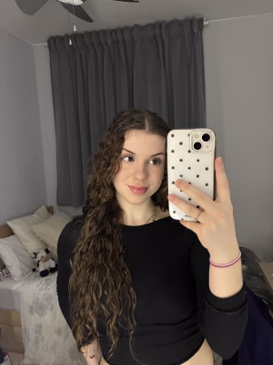 Naia Latorre Zoroa - Project Casting Gallery Image 4 Naia Latorre Zoroa - Gallery Image 4