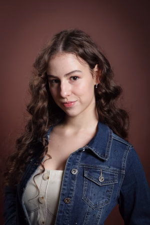 Lara Focht - Project Casting Gallery Image 16 Lara Focht - Gallery Image 16