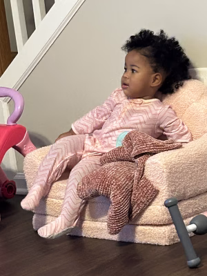 Eva Roberson - Project Casting Gallery Image 3 Eva Roberson - Gallery Image 3