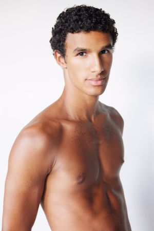 Yonis Ali - Project Casting Gallery Image 9 Yonis Ali - Gallery Image 9