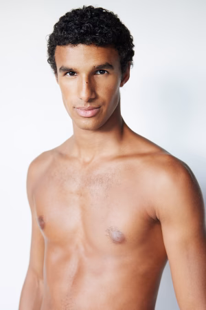 Yonis Ali - Project Casting Gallery Image 7 Yonis Ali - Gallery Image 7