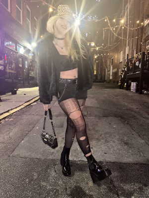 Annalee Pazol - Project Casting Gallery Image 8 Annalee Pazol - Gallery Image 8