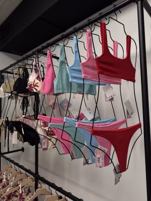 Madeline Hardy - Project Casting Gallery Image 3 Madeline Hardy - Gallery Image 3