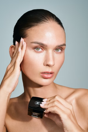 Celina Weil - Project Casting Gallery Image 7 Celina Weil - Gallery Image 7