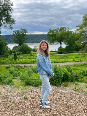 Jessica DiBattista - Project Casting Gallery Image 3 Jessica DiBattista - Gallery Image 3