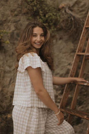 Izabela Evlian - Project Casting Gallery Image 2 Izabela Evlian - Gallery Image 2