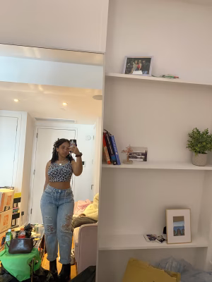 Zoe Bush - Project Casting Gallery Image 4 Zoe Bush - Gallery Image 4