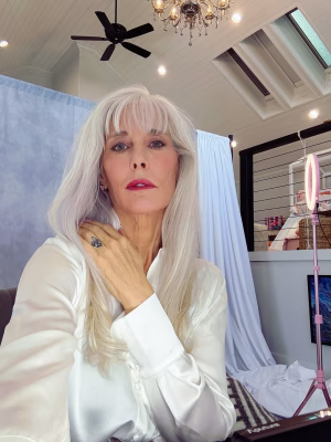 Elle McKnight - Project Casting Gallery Image 13 Elle McKnight - Gallery Image 13