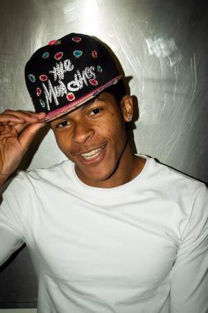 Alejandro Ayang Esono - Project Casting Gallery Image 16 Alejandro Ayang Esono - Gallery Image 16