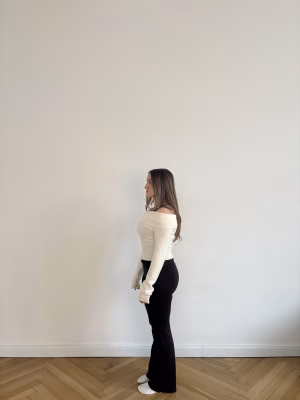 Katrin Barbeck - Project Casting Gallery Image 3 Katrin Barbeck - Gallery Image 3