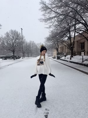 Madelyn Murphy - Project Casting Gallery Image 4 Madelyn Murphy - Gallery Image 4