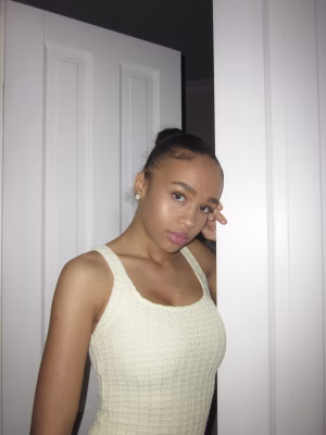 Yvonne Pamela Koll - Project Casting Gallery Image 2 Yvonne Pamela Koll - Gallery Image 2