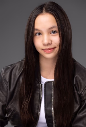 Bella Taylor - Gallery Image 2