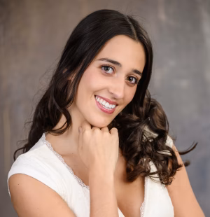 Livvie Macdonald - Gallery Image 1