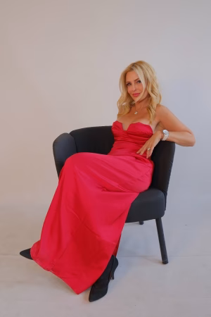 Deniz Couttswhite - Gallery Image 1