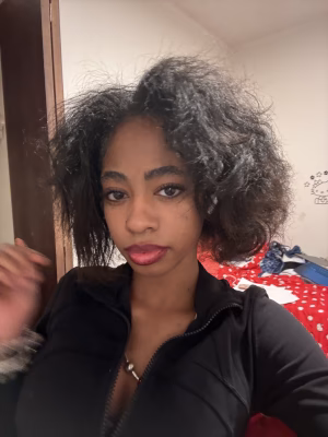 Savannah Williams - Project Casting Gallery Image 4 Savannah Williams - Gallery Image 4